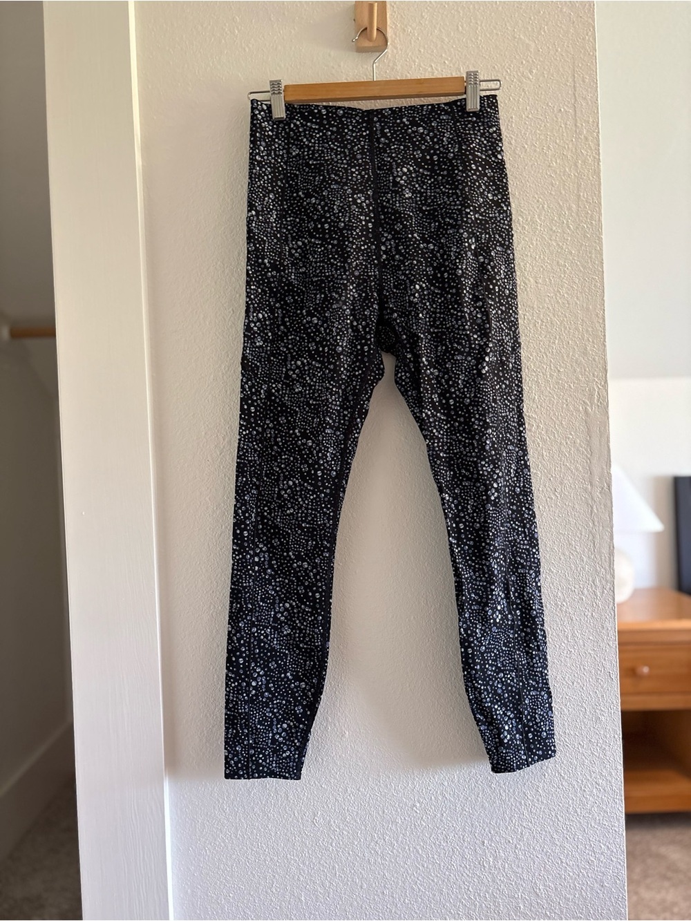 Sweaty Betty Black Leggings with Light Blue Dot Print - Picture 2 of 7